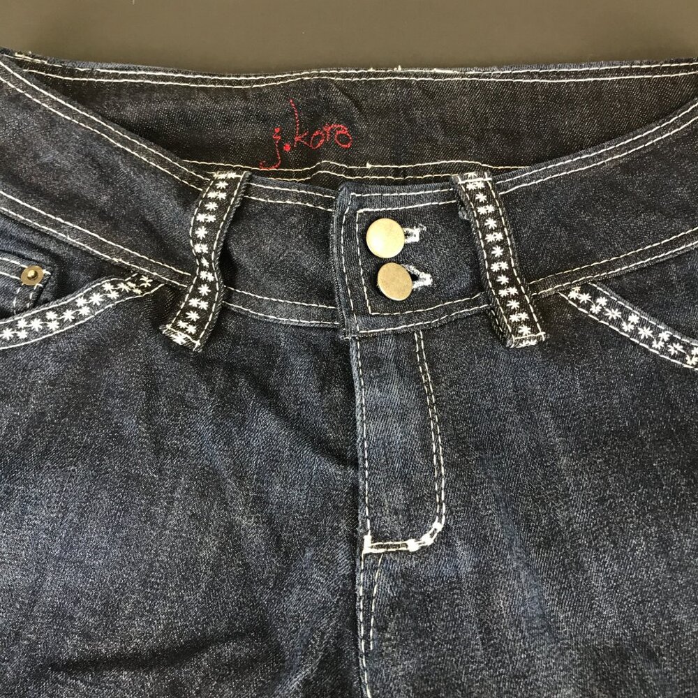 Women's J. Koro Embroidered Dk Wash Jeans Size 8 View 2